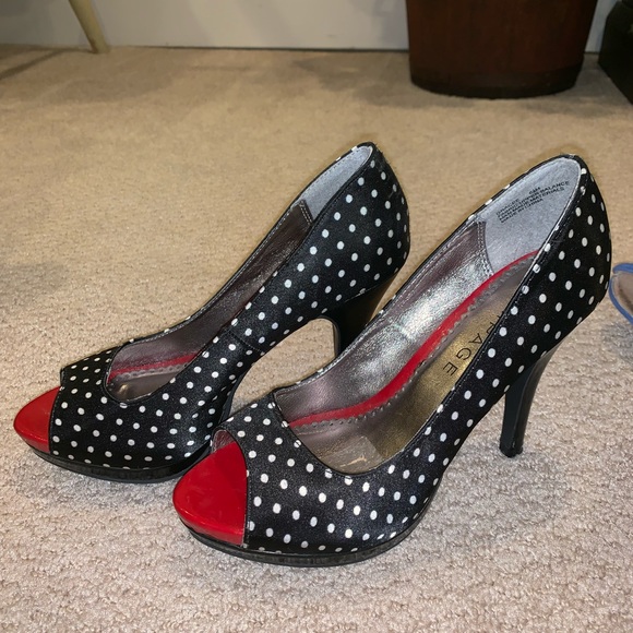 Black and white polka dotted open toe heels - Picture 2 of 5